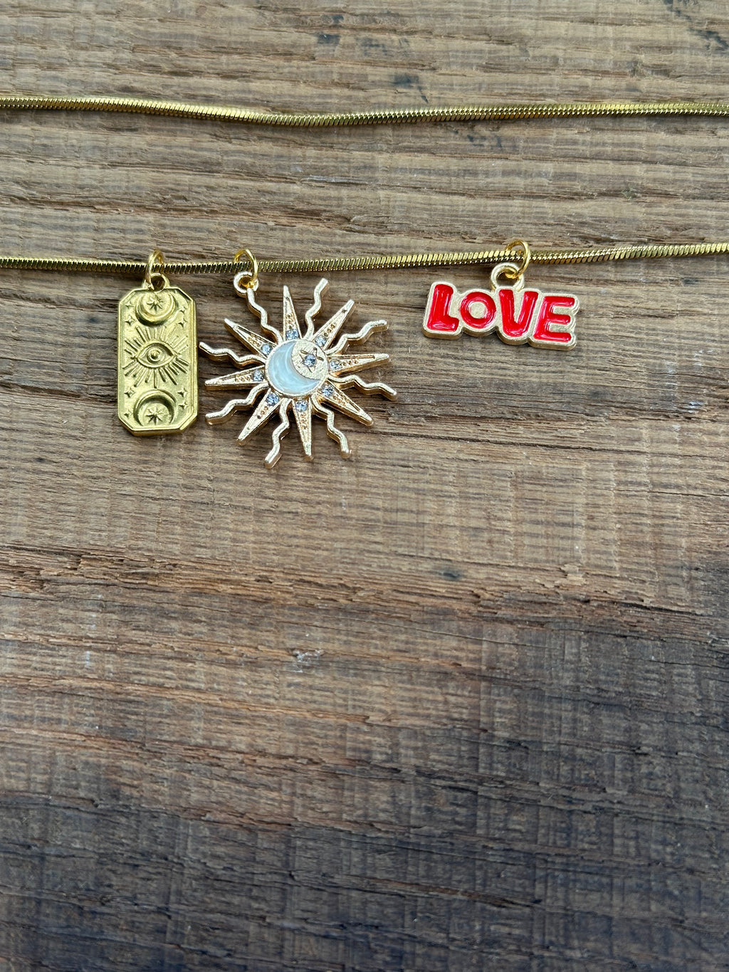Collier astro