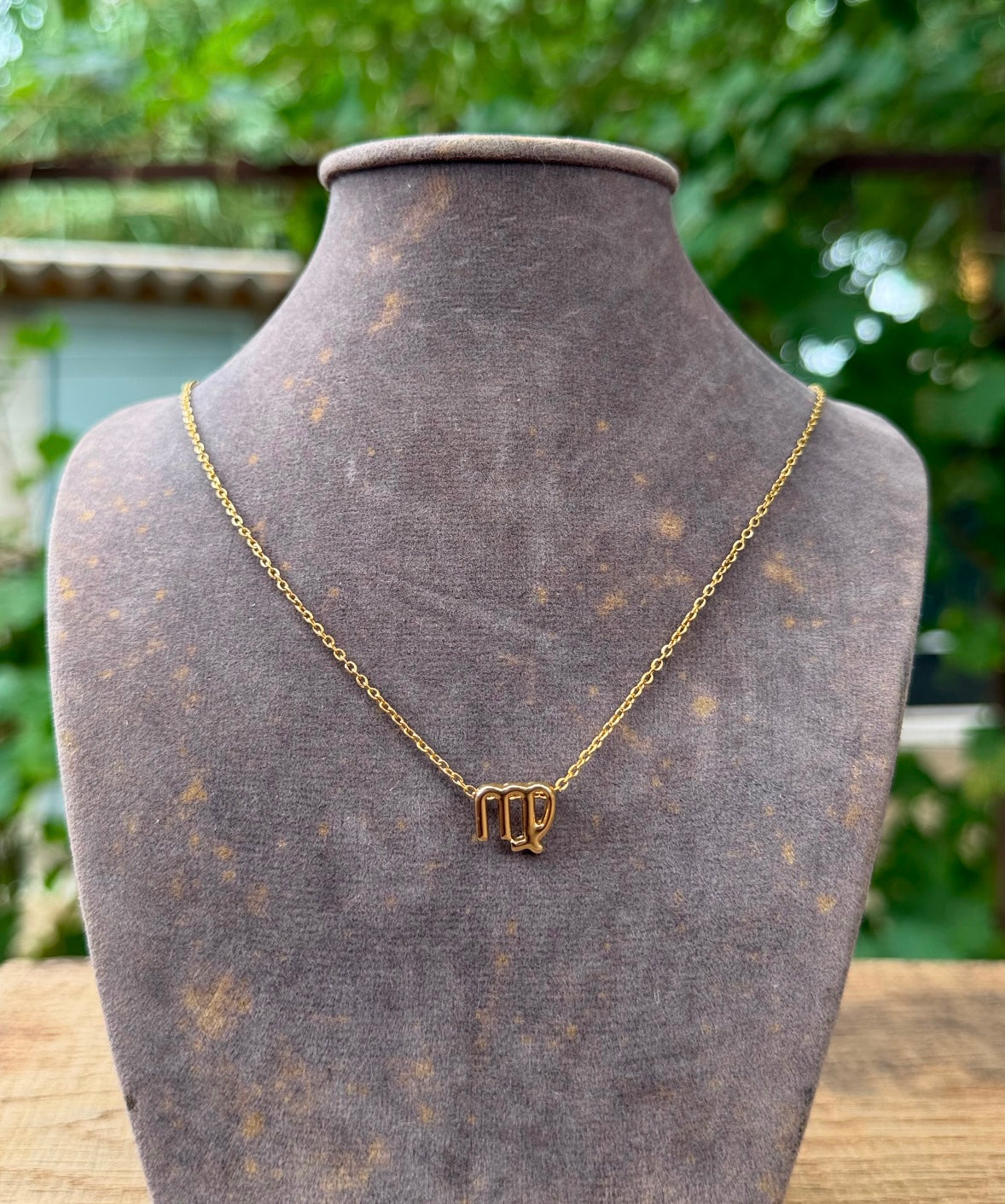 Collier « vierge ♍️ »