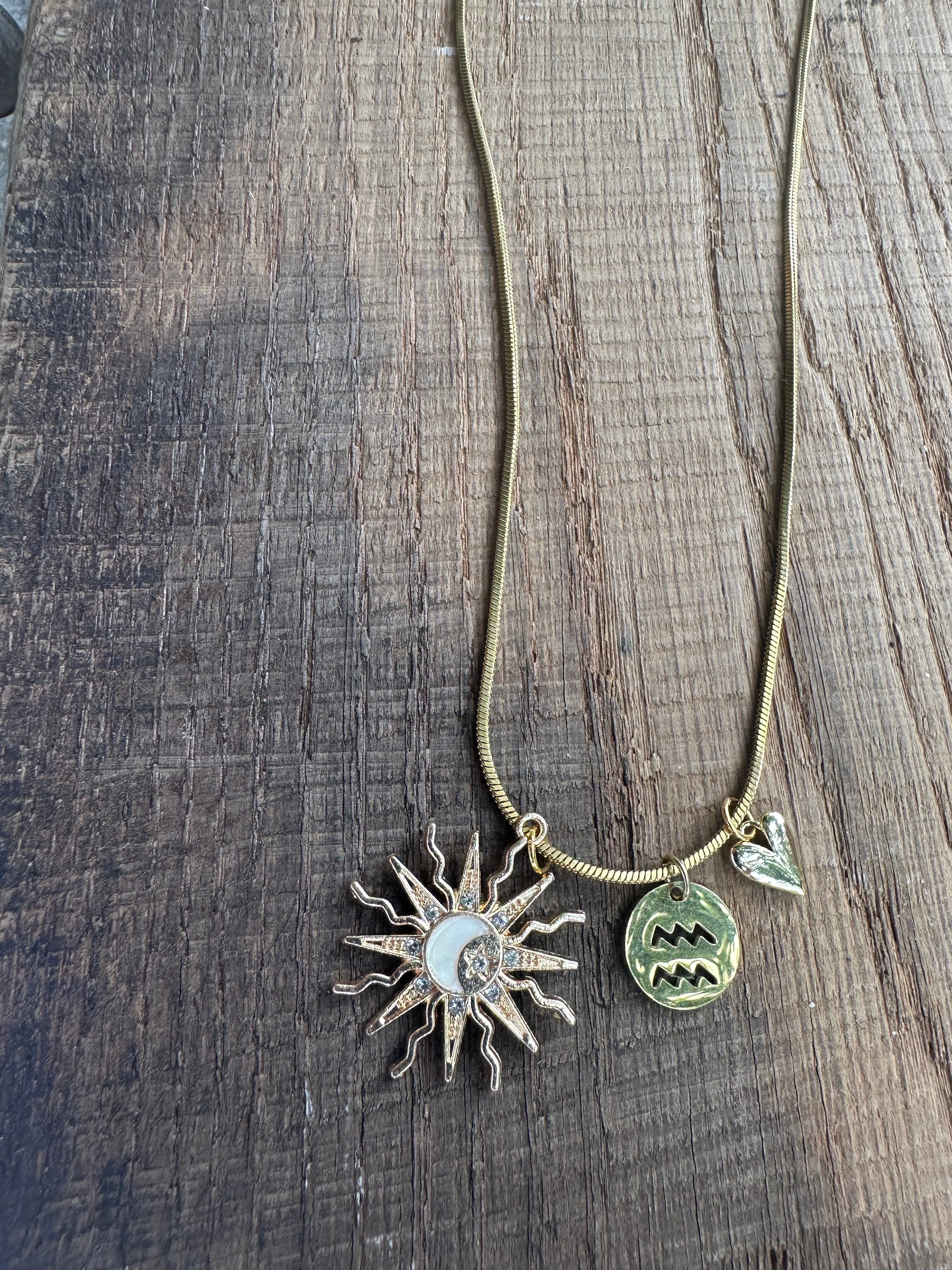 Collier « verseau ♒️ »