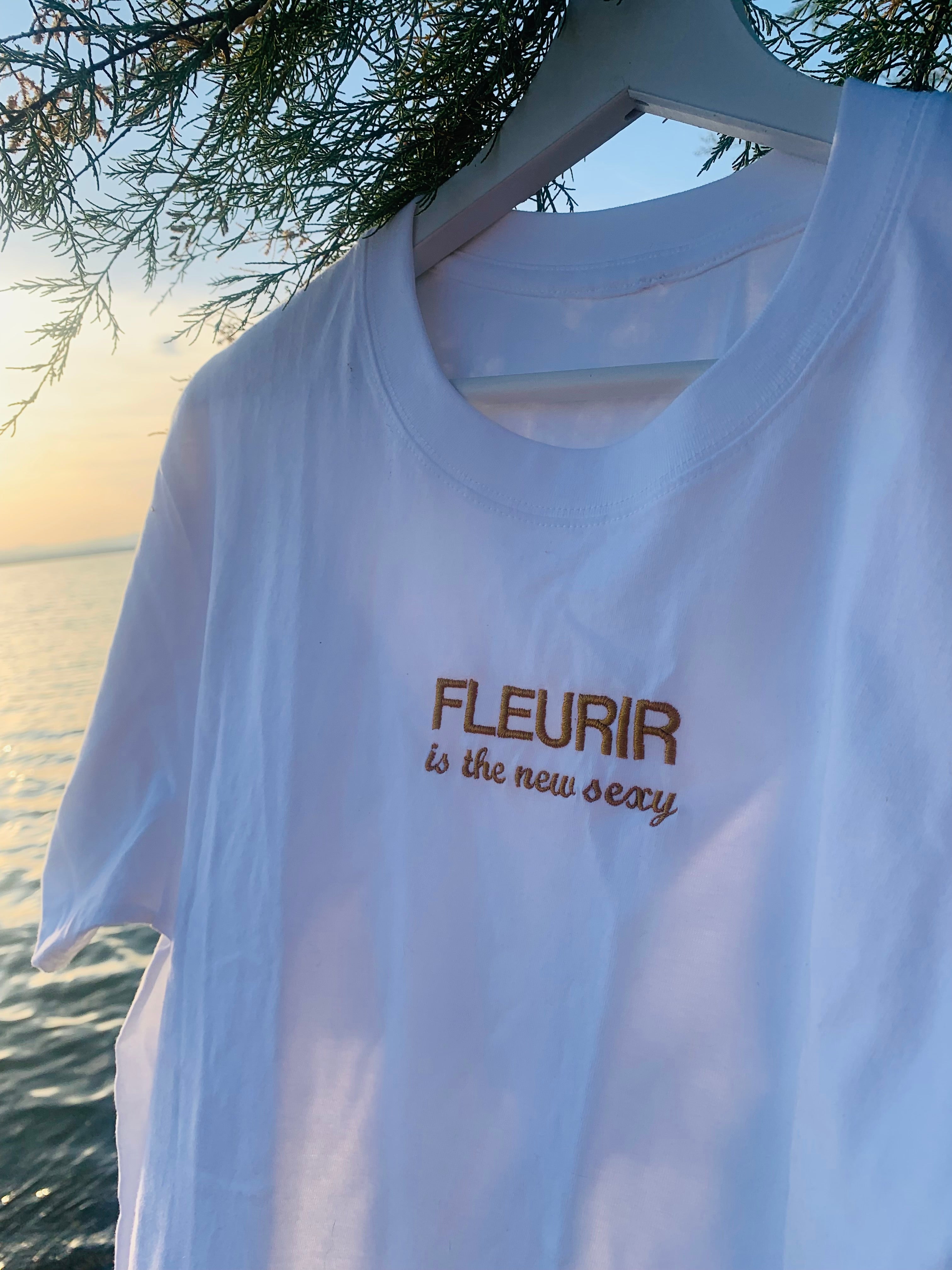 T-shirt blanc -Fleurir is the new sexy-
