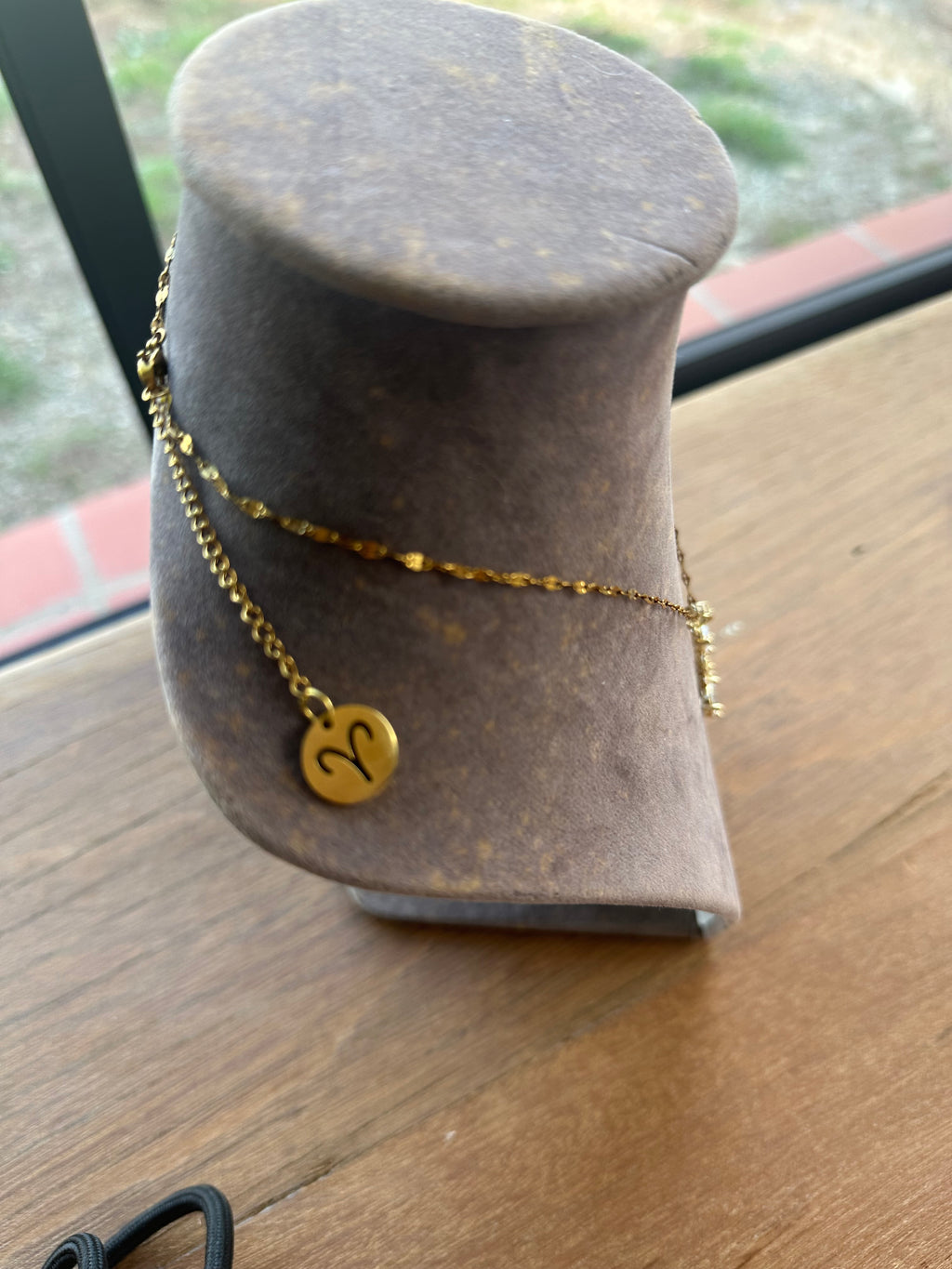 Collier Croix signe Belier