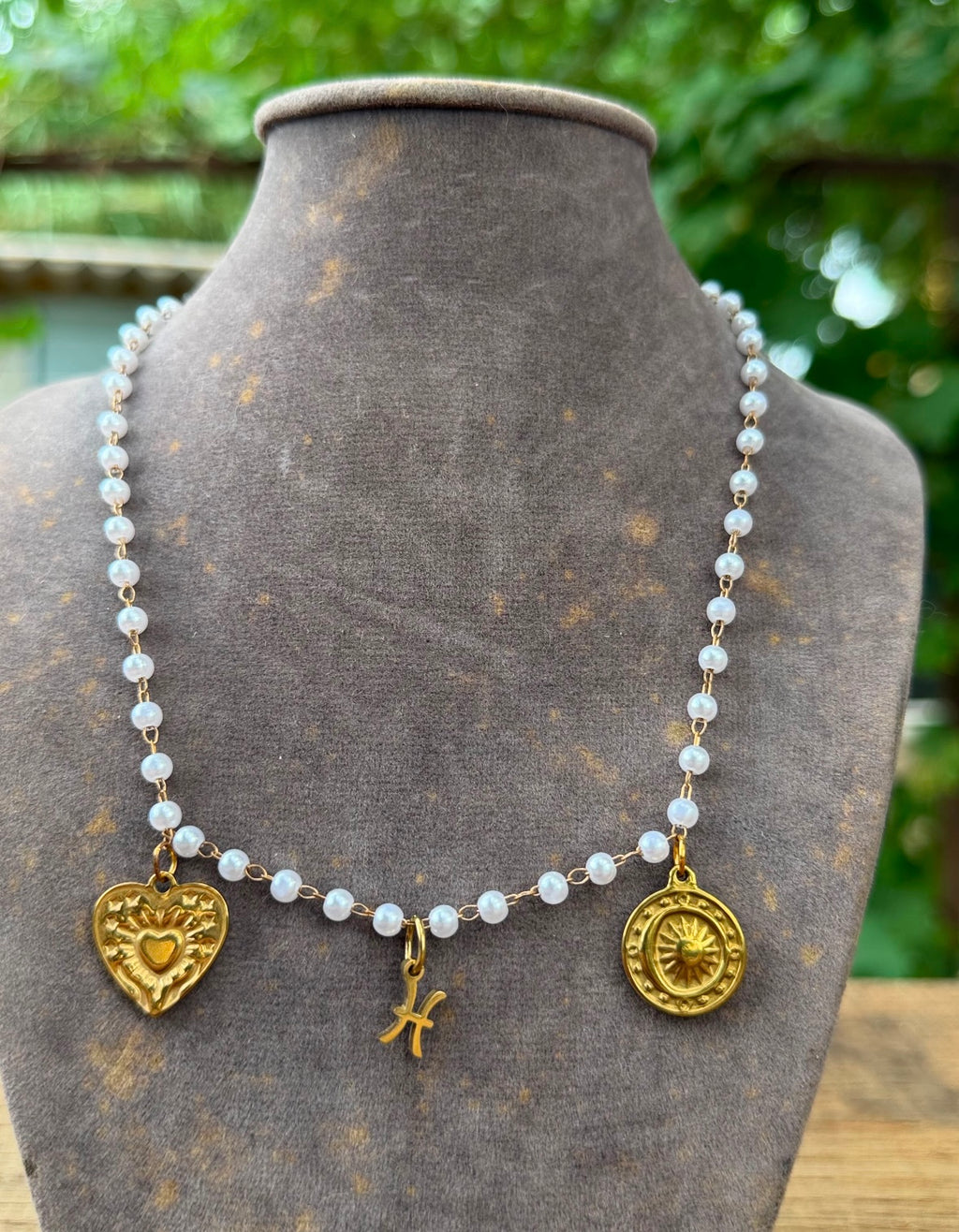 Collier perles blanches « poisson ♓️ »