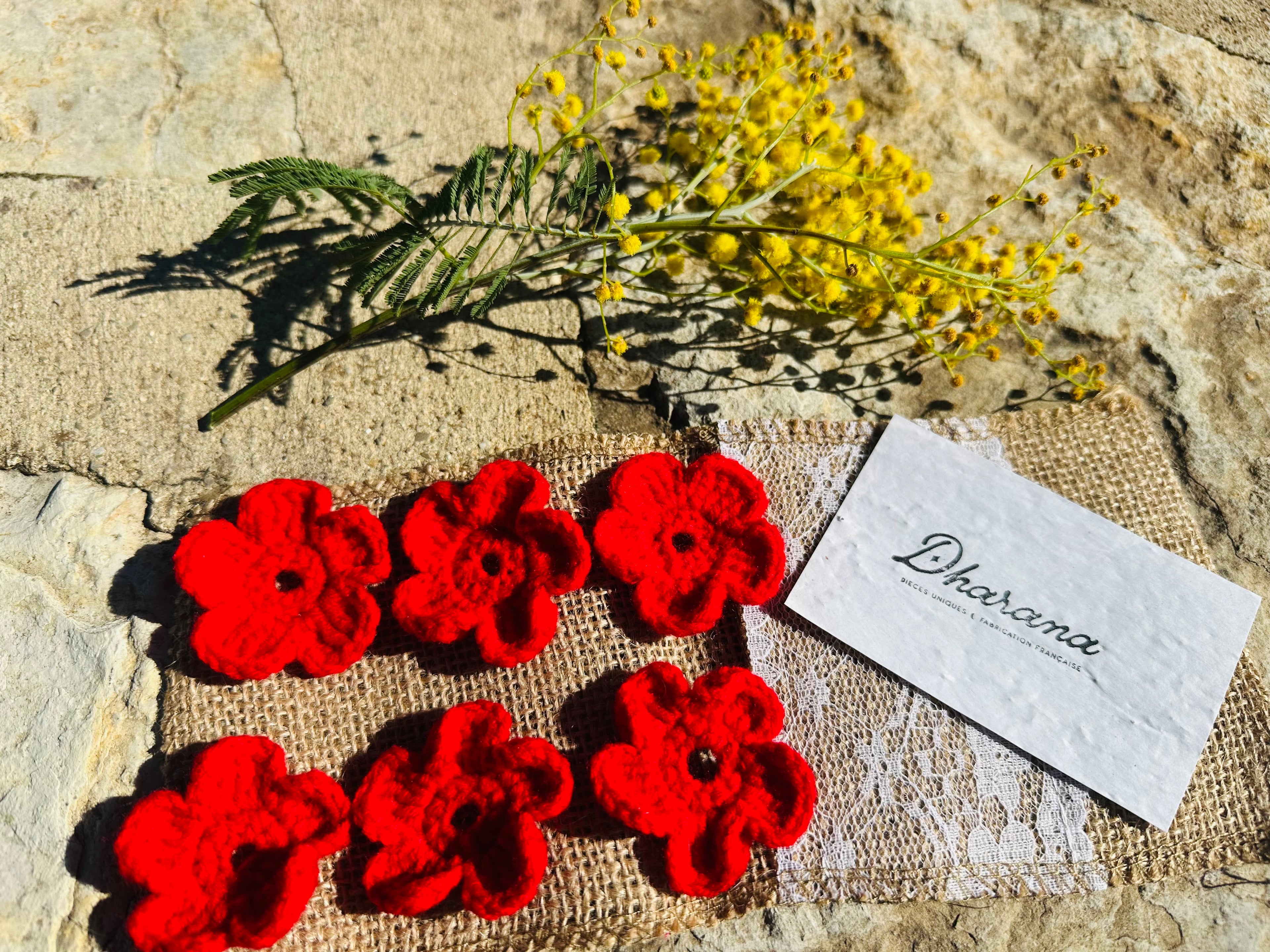 Couvre boutonnière fleurs crochet