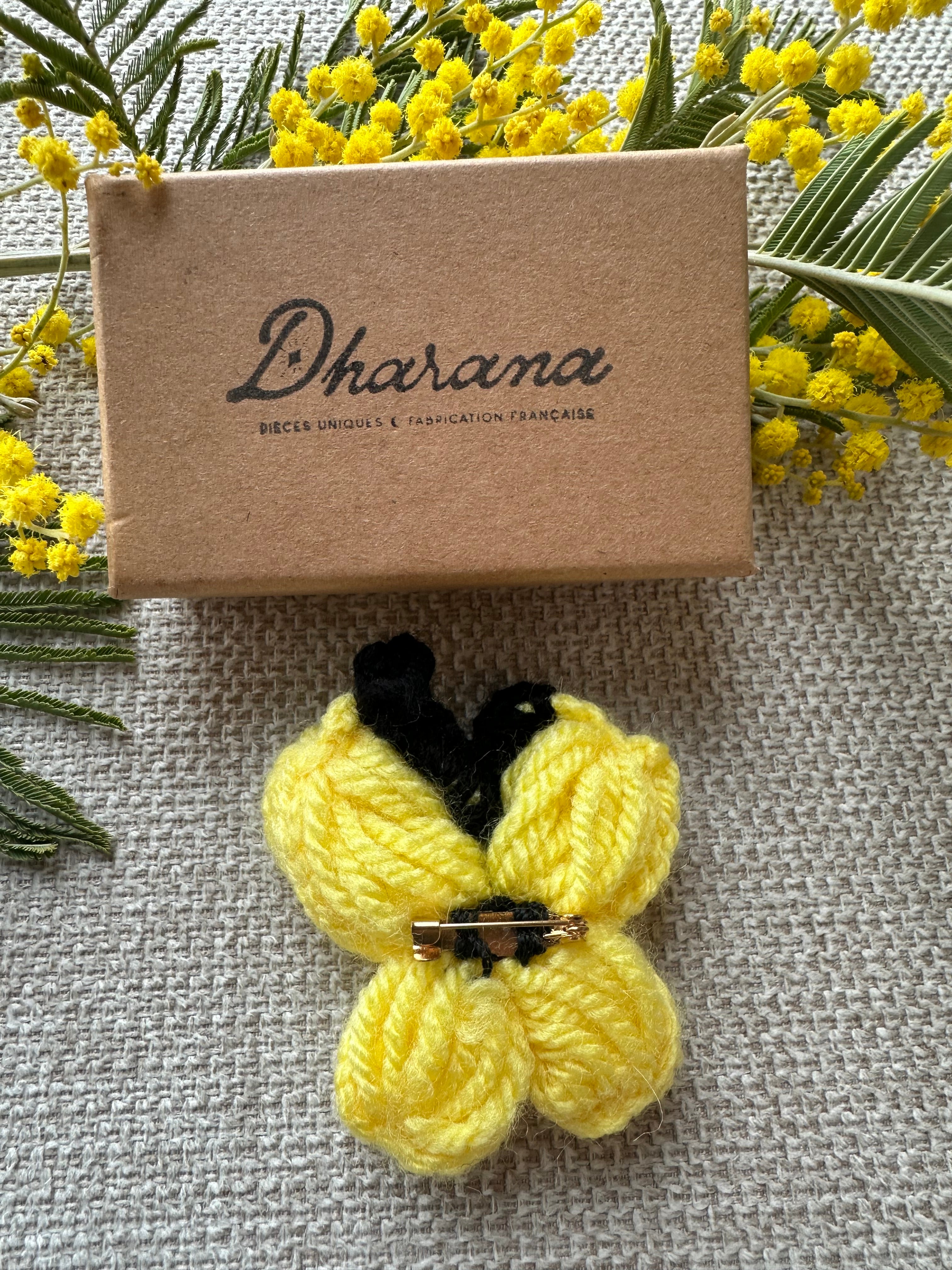 Broche Papillon Jaune Clair